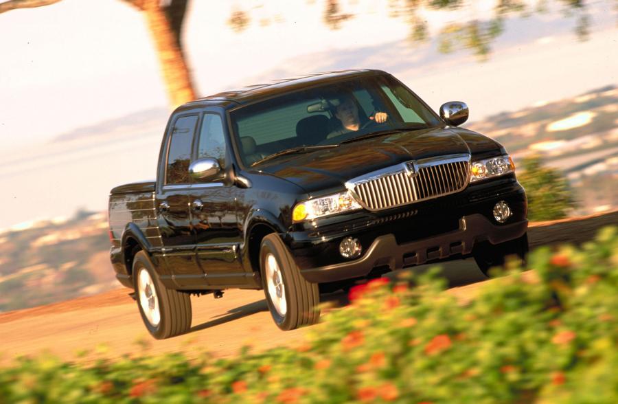  Lincoln Blackwood 2001 года  (фото 41 из 46)